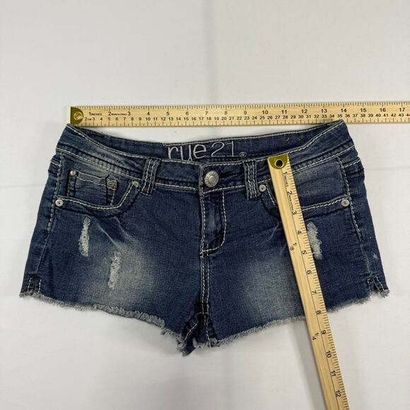 Rue 21 Vintage Low Rise Micro Shorts Size 7/8 - Picture 3 of 4